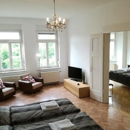 Auwald Apartment *
